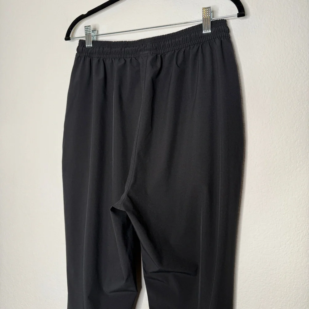 Gymshark Black Lightweight Joggers Recycled Polyester Stretch Athletic Size M
